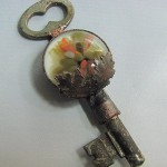 Electroformed key with Praline frit